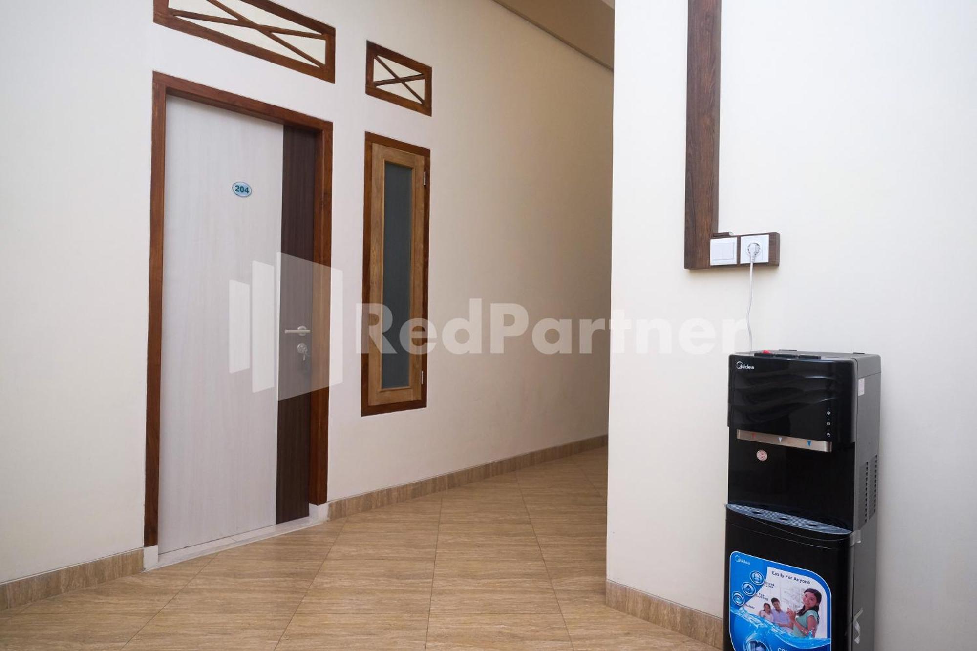 Ndliman House Near Ugm Jogja Mitra Reddoorz Otel Kejayan Dış mekan fotoğraf