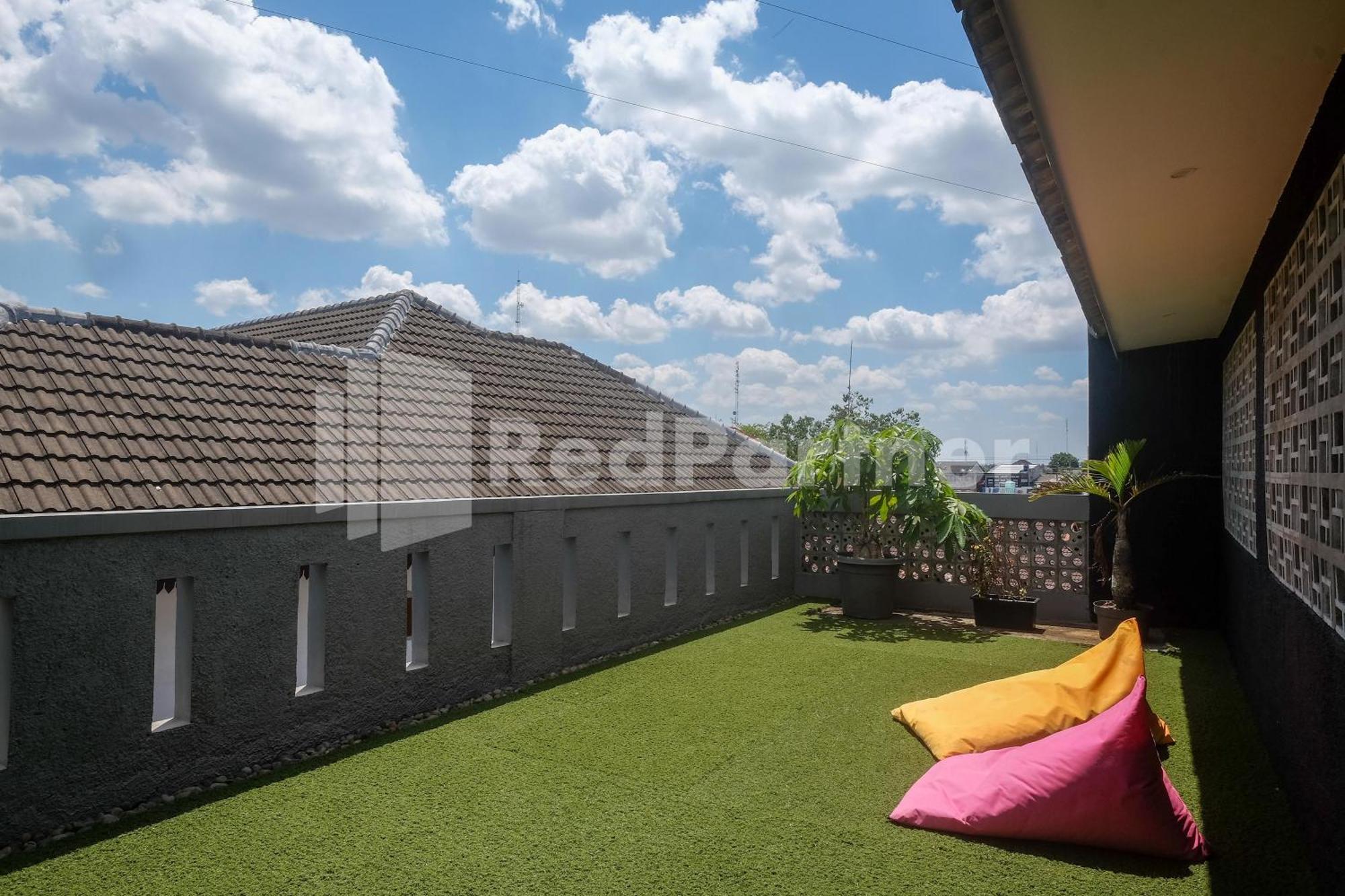 Ndliman House Near Ugm Jogja Mitra Reddoorz Otel Kejayan Dış mekan fotoğraf