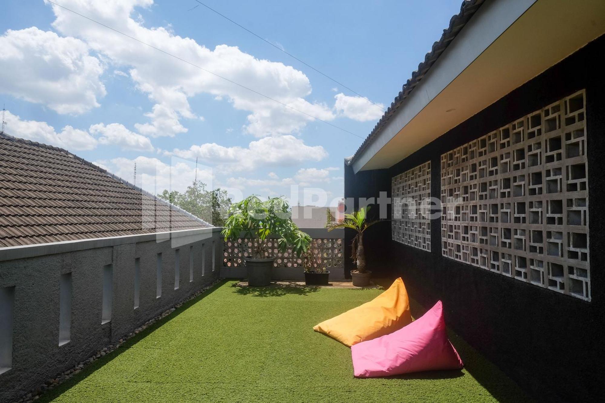 Ndliman House Near Ugm Jogja Mitra Reddoorz Otel Kejayan Dış mekan fotoğraf